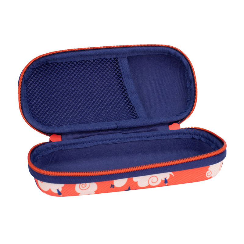 Piórnik owalny usztywniany  NINJUTSU czerwony Milan